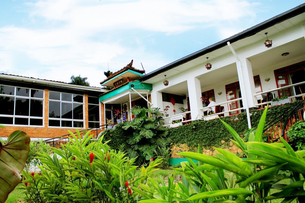 Shangri-La Hotel Uganda Kampala Exterior foto